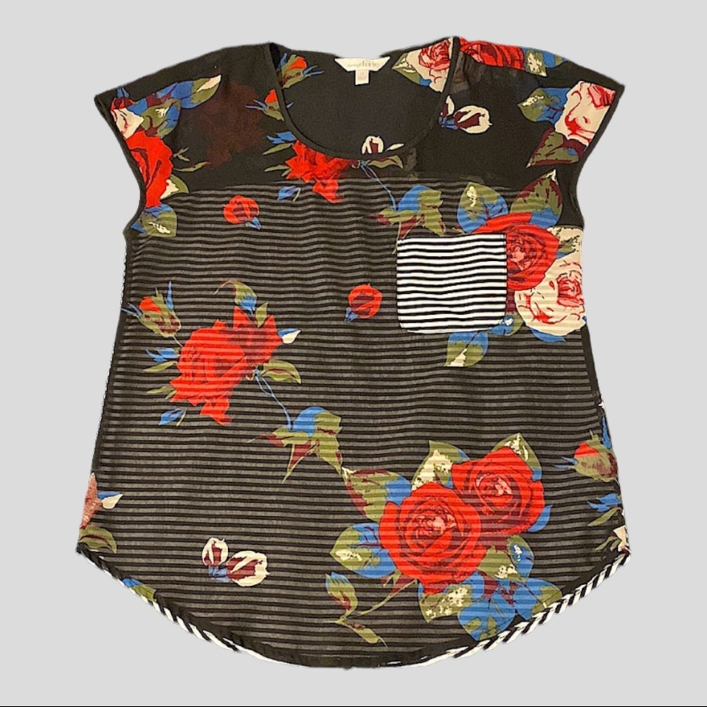 Charming Charlie Rose Bloom Top Size S